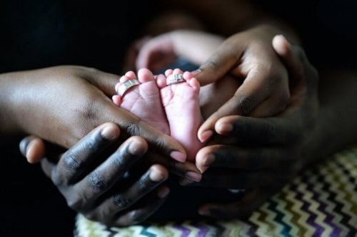 pieds d'un bébé