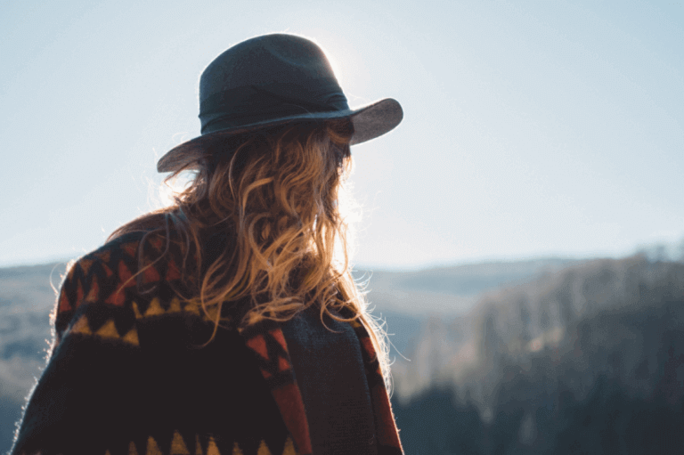 femme souffrant du syndrome de stress post-traumatique