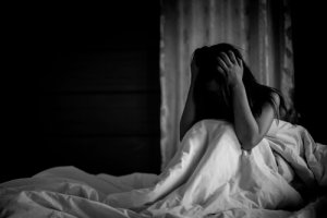 Les crises de panique peuvent également survenir de nuit
