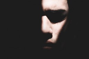 Savez-vous comment le syndrome de stress post-traumatique (TSPT) est traité ?