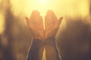 Qu'est-ce qui motive l'existence de la religion ?
