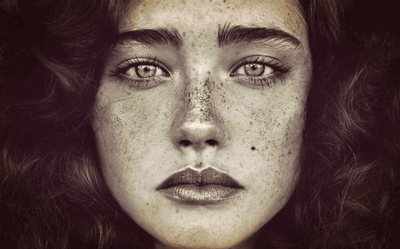 visage-feminin personnes très intelligentes