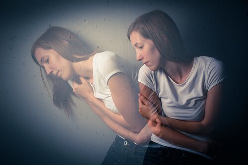 femme sous les effets de l'ecstasy