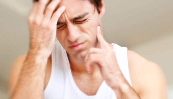 homme sous les effets de l'ecstasy