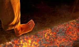 Le Firewalking : une nouvelle mais dangereuse technique de motivation