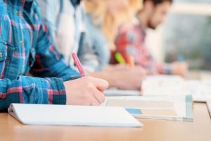 Les examens évaluent-ils correctement les élèves ?