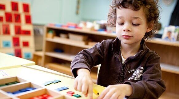 élèves montessori