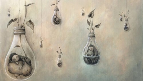 enfants dans des ampoules