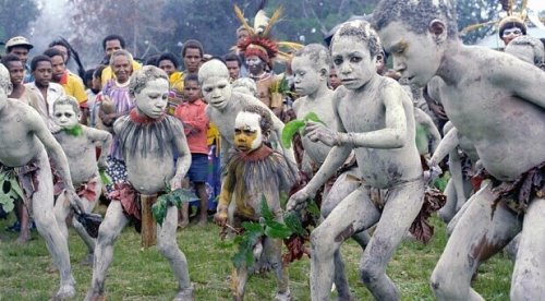 enfants de Papouasie