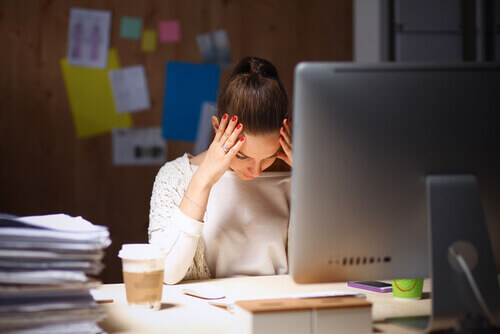 femme faisant un burnout