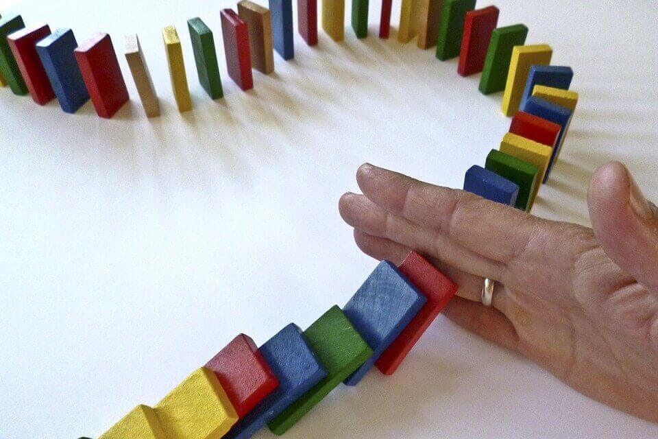 dominos