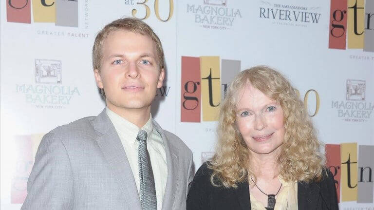 ronan farrow