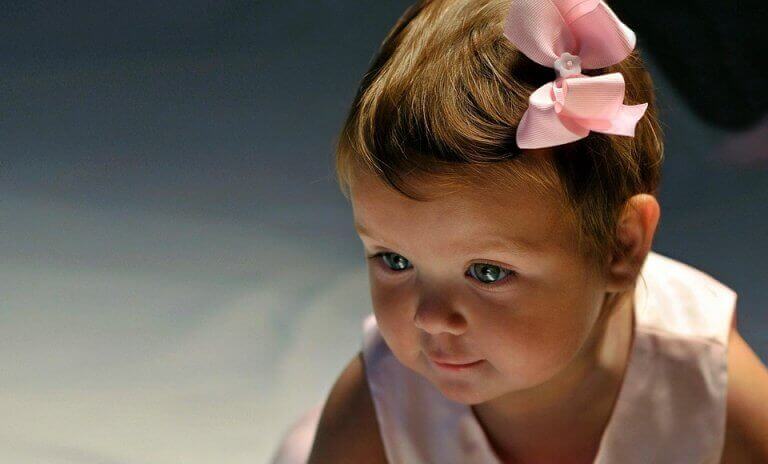 bébé de 9 mois