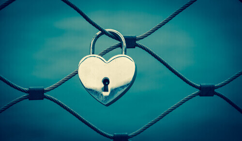 cadena en forme de coeur
