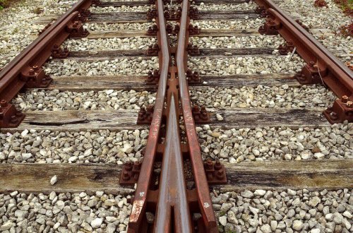deux voies de train