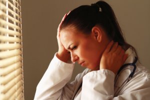 Fatigue pour compassion : l’érosion des professionnels de santé
