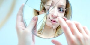 11 signes qui indiquent que vous êtes trop critique envers vous-même