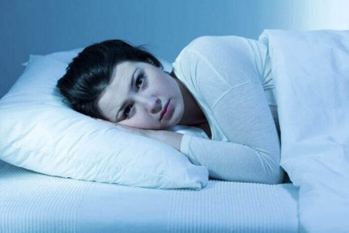 insomnie d'une femme