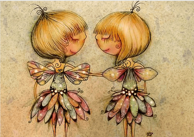 Copines se serrant la main