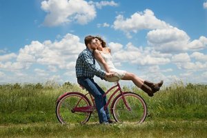 Le tourisme émotionnel, naviguer sans boussole en amour