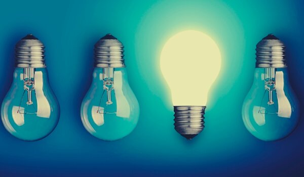 ampoules dont une allumée