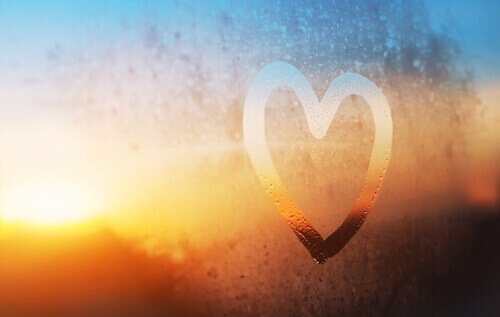 coeur sur une vitre
