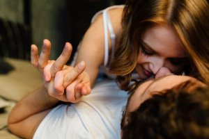 Alorgasmie, fantasmer sur une autre personne pendant les rapports sexuels