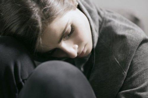 femme triste