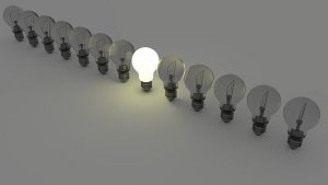 Víctor Küppers et "l'effet ampoule" : l'importance de l'attitude