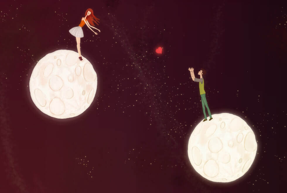 couple se lançant un coeur