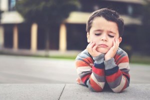 Ennui et intelligence : quelle est la relation ?