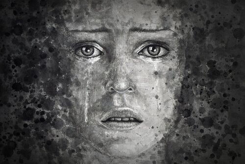 femme aux yeux tristes