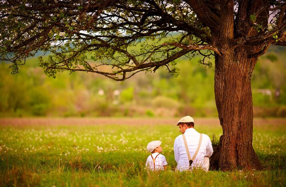 père et avec son fils
