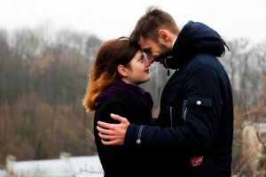 Pourquoi l'attraction entre les personnes existe-t-elle ?