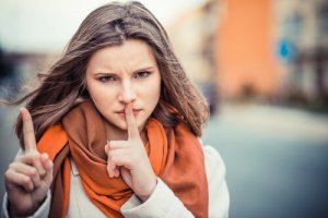 Le sexe dans la société est-il un tabou ou une obligation ?