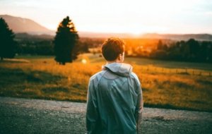 Personnes tranquilles : le calme intérieur dans un monde de bruit