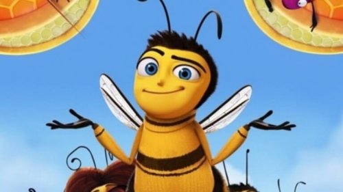Les enfants regardent le même film encore et encore