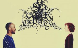 Révélations personnelles : avantages et problèmes de communication