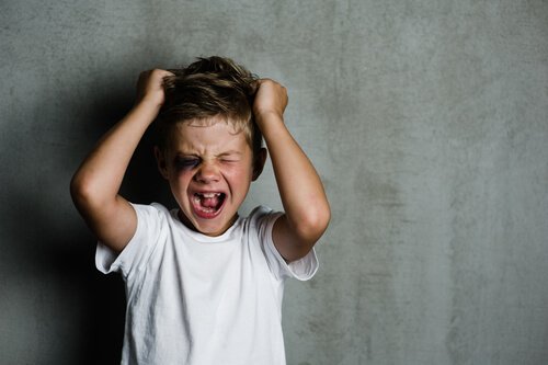 enfant atteint de psychopathie infantile