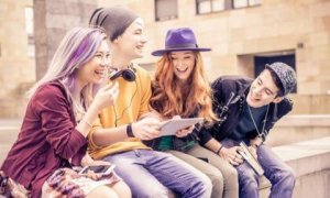 L'adolescence tardive, un phénomène de plus en plus commun