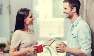 Pourquoi le fait de recevoir des compliments nous met-il mal à l'aise ?