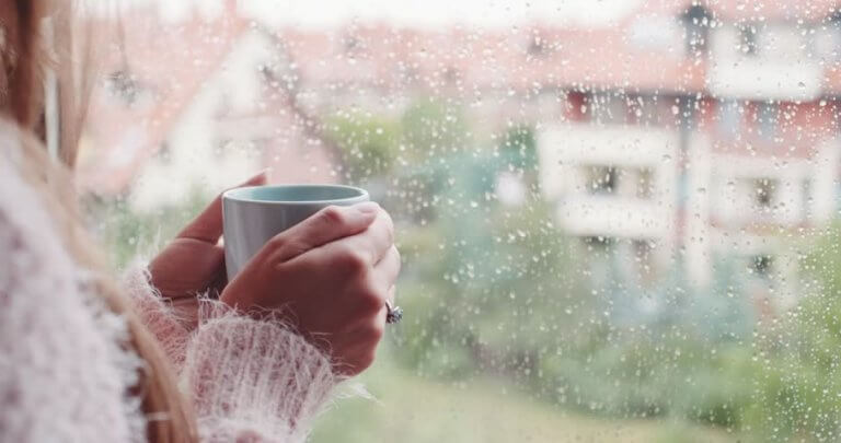 le son de la pluie et son effet calmant et sécurisant