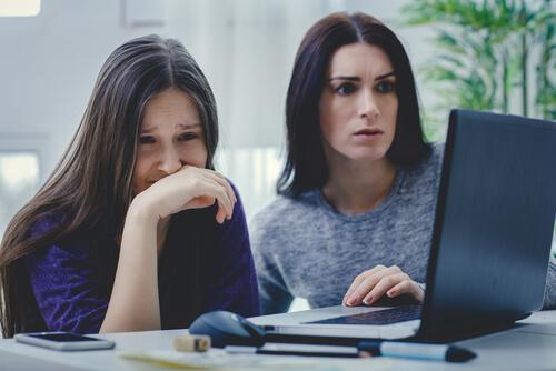 Sexting et Online Grooming : risques de la société numérique