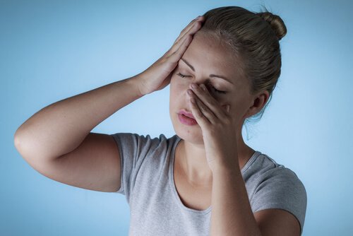 la céphalée sinusale fait partie des maux de tête communs
