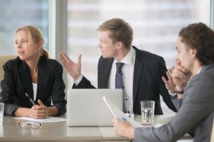 7 signes d'un environnement professionnel toxique