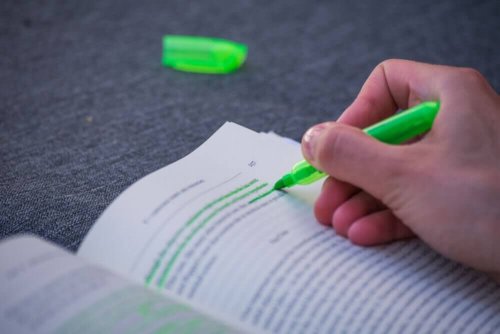 Pourquoi les stylos verts sont-ils moins utilisés?