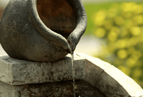 conte oriental sur l'eau