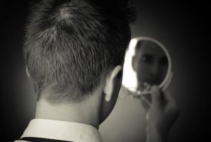 Avez-vous une personnalité égocentrique ?