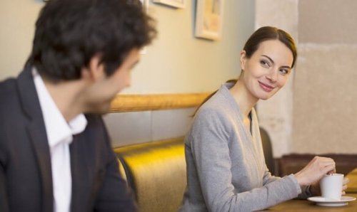 homme amoureux d'une femme