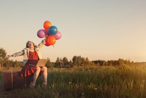 femme faisant preuve de gratitude